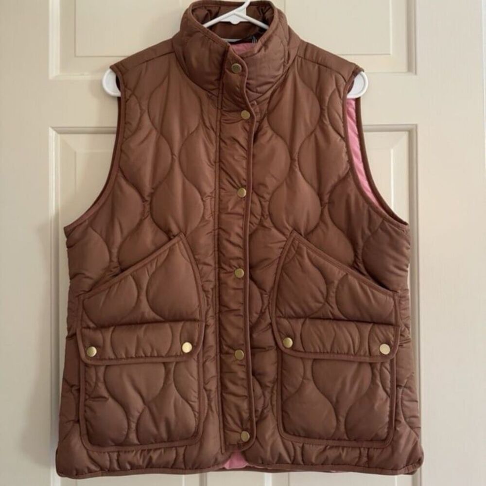 J. Crew Women's New Quilted Excursion Vest in Dark Nutmeg - Picture 3 of 7